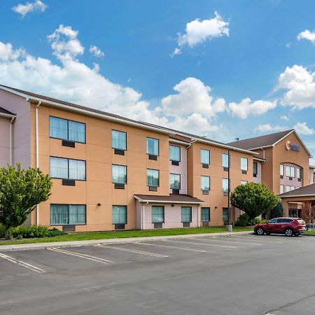 Comfort Inn & Suites Farmington - Victor Extérieur photo