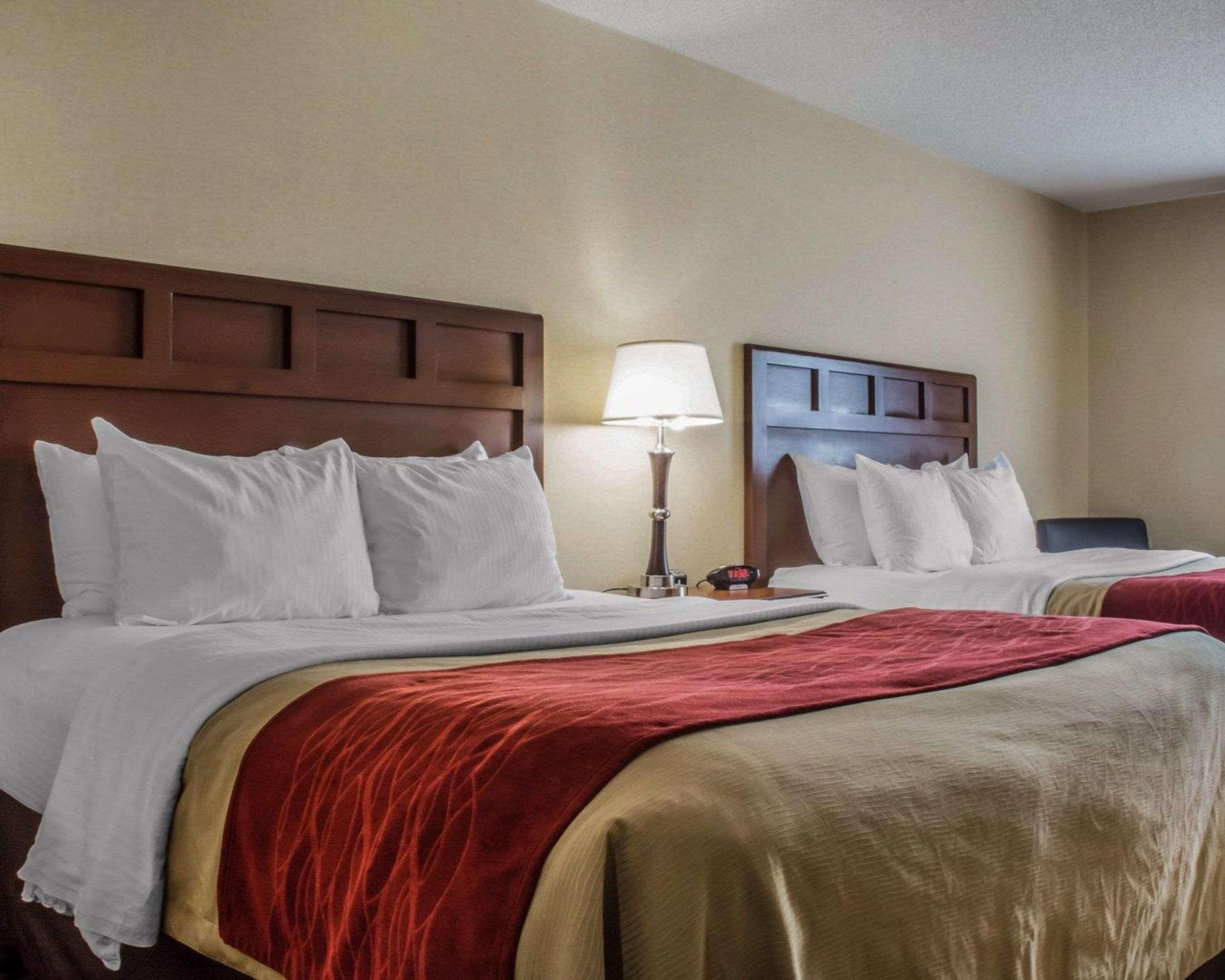 Comfort Inn & Suites Farmington - Victor Extérieur photo
