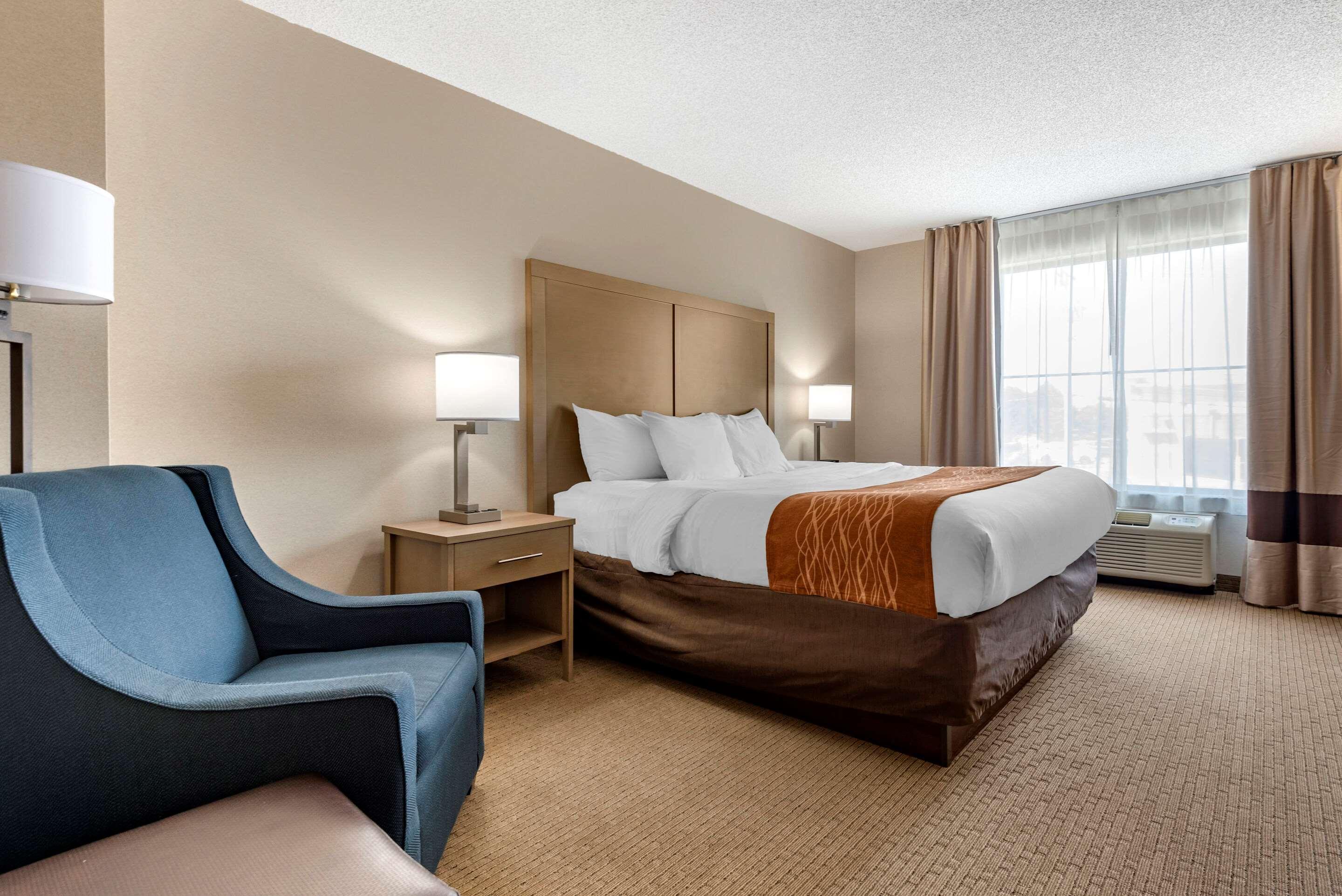 Comfort Inn & Suites Farmington - Victor Extérieur photo