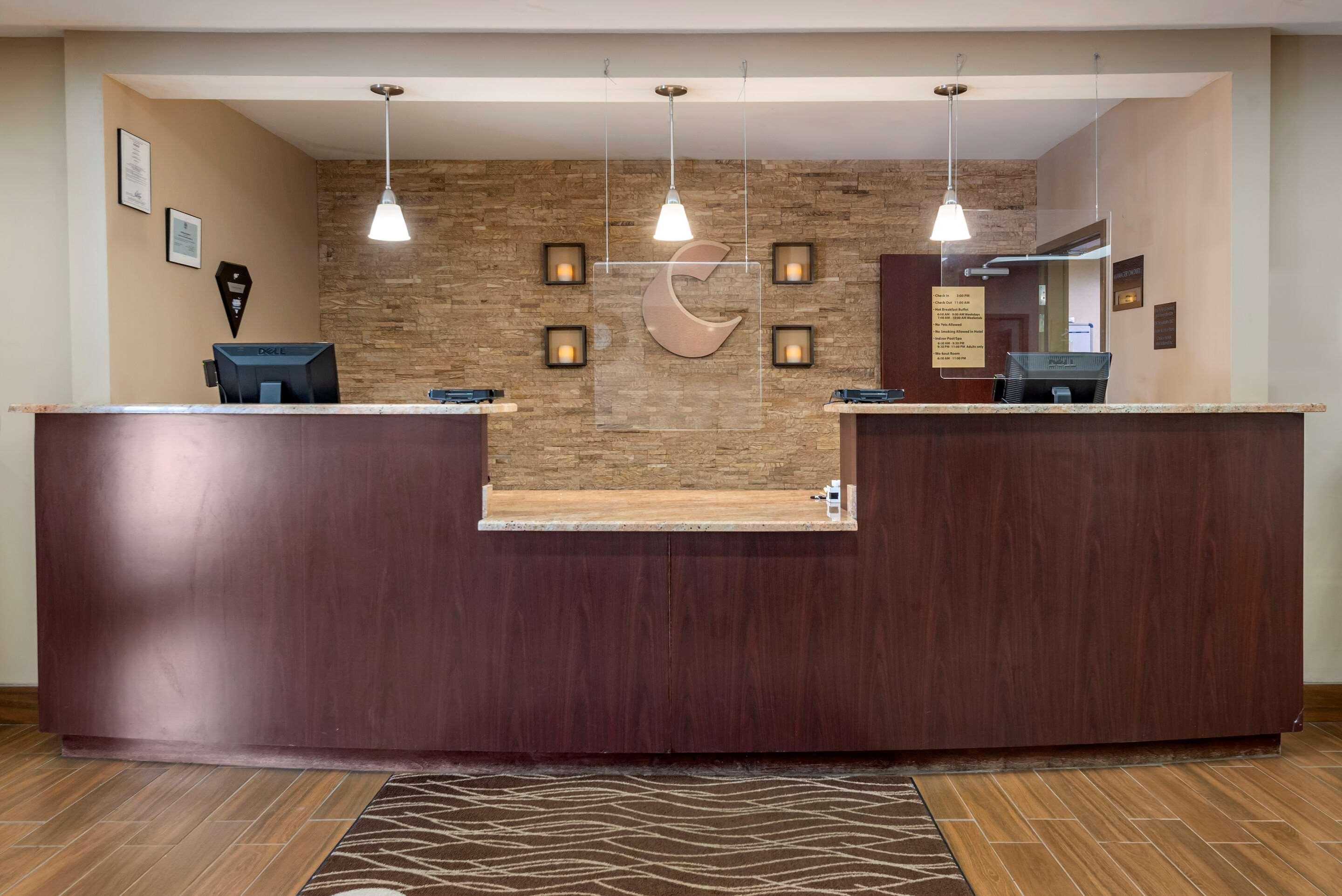 Comfort Inn & Suites Farmington - Victor Extérieur photo