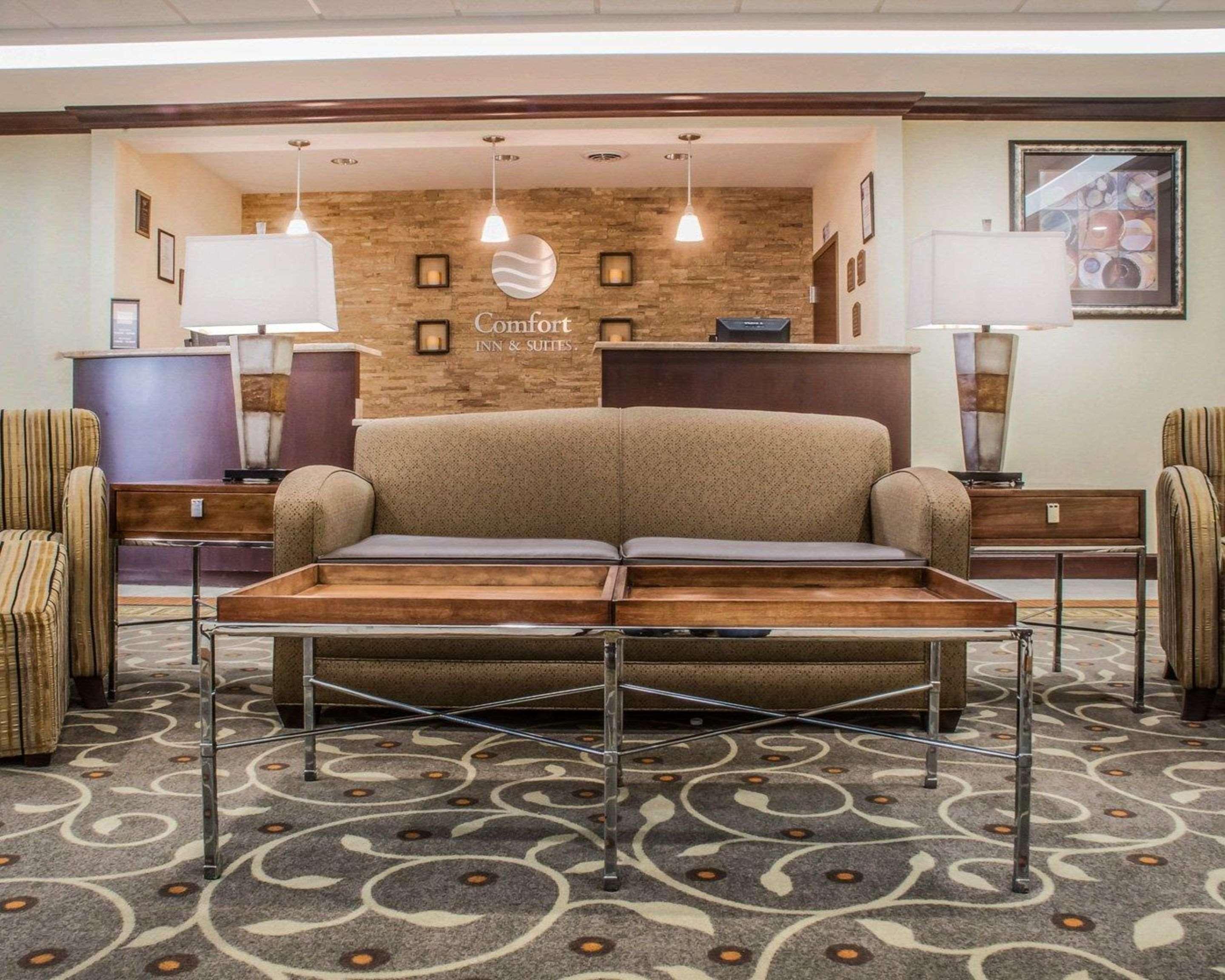 Comfort Inn & Suites Farmington - Victor Extérieur photo