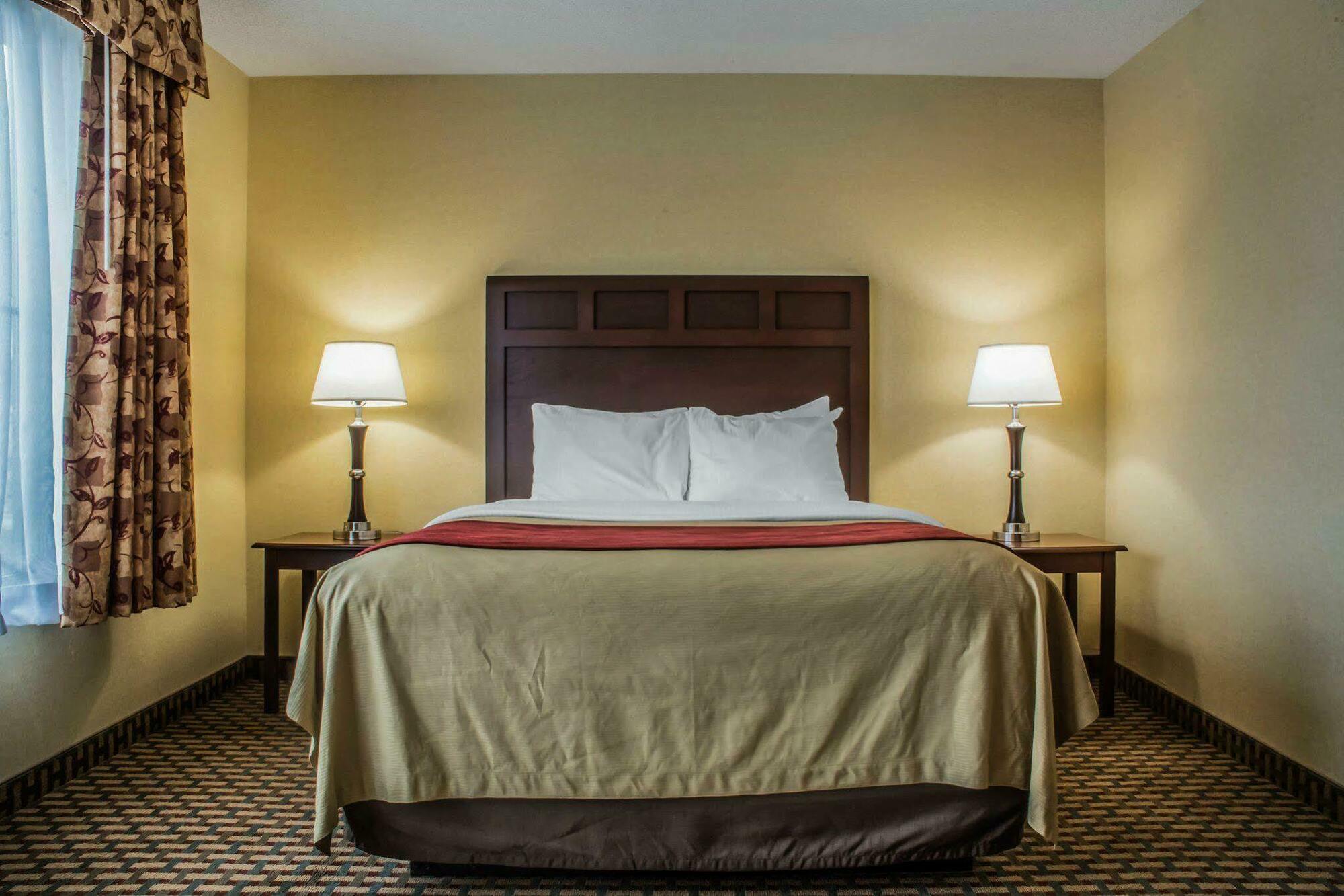 Comfort Inn & Suites Farmington - Victor Extérieur photo